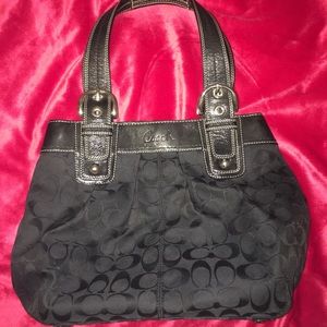 ‼️PRICE DROP‼️ Black Coach Purse
